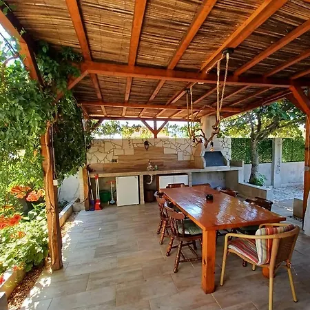 House Gita Дом отдыха