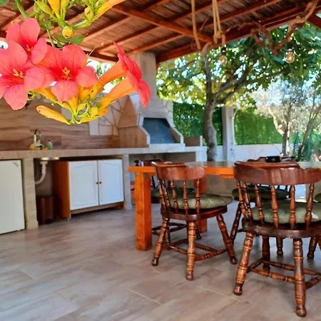 Nyaraló House Gita Mrljane